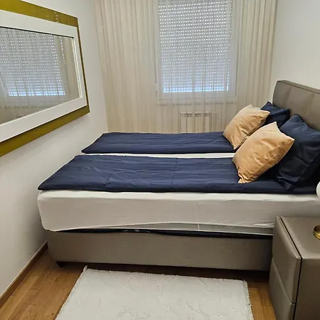 Apartamento Alex Lux Banjaluka *