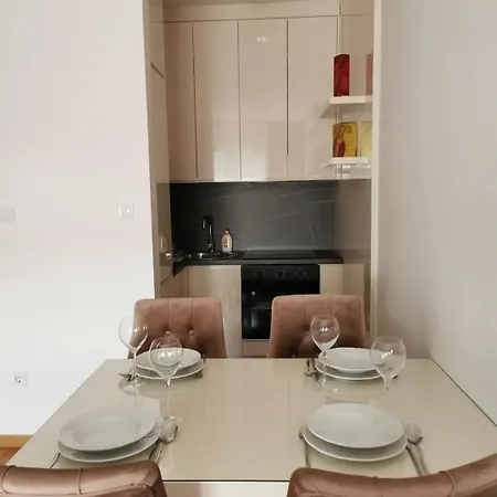 Alex Lux Banjaluka Apartamento *